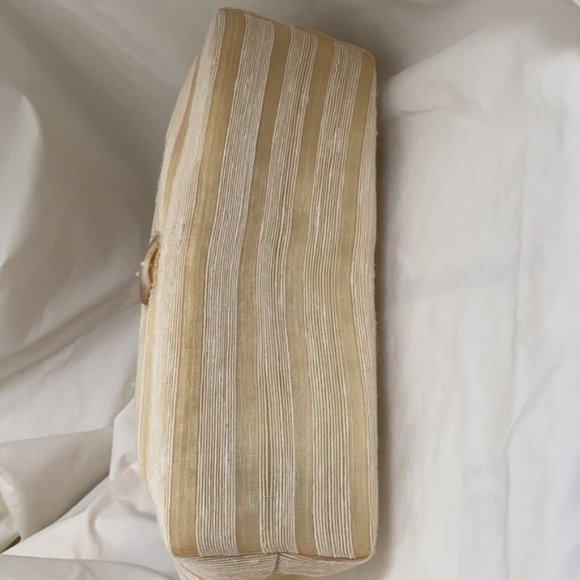 NWOT Philippine Striped Tote w/Abaca, Wood, and Shells - Picture 11 of 16